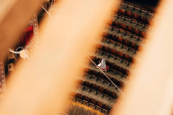 Вид сверху на Мбаппе и амфитеатр цирка, выборочный фокус — стоковое фото
