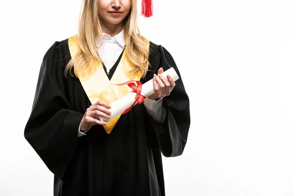 Vista anteriore della donna in possesso di diploma isolato su bianco — Foto stock