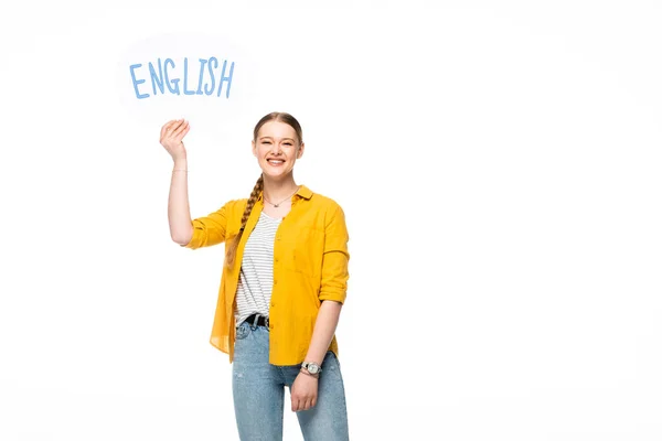 Усмішка гарненька дівчина з плетеною мовною бульбашкою з англійським письмом ізольованим на білому — стокове фото