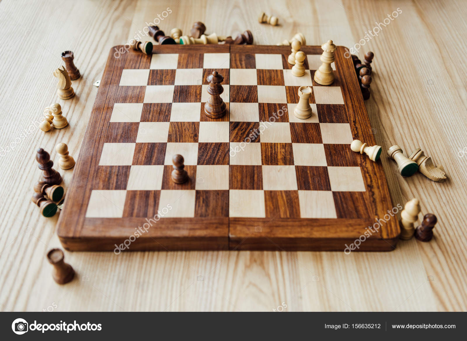 Vintage Wooden Board Games Old wooden chess board Stock Photo © ViktoriaSapata 100 79 Vintage Wooden Board Games Old wooden chess board Stock Photo © ViktoriaSapata 100 79