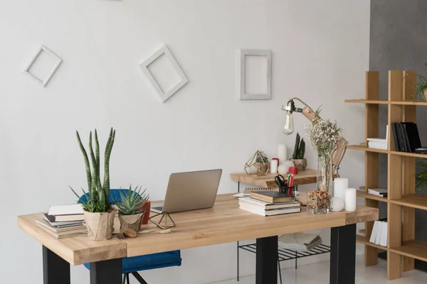 Workplace with laptop in office — Stock Photo, Image