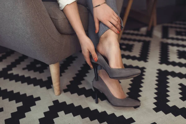 Female legs in heels — Stock Photo, Image