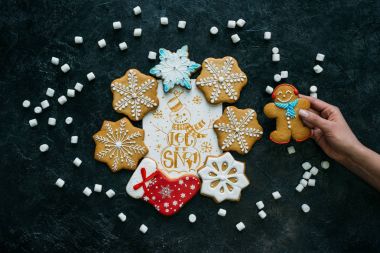 Noel kartı ile gingerbreads