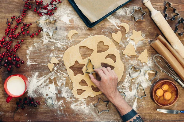 Preparing christmas cookies — Stock Photo, Image