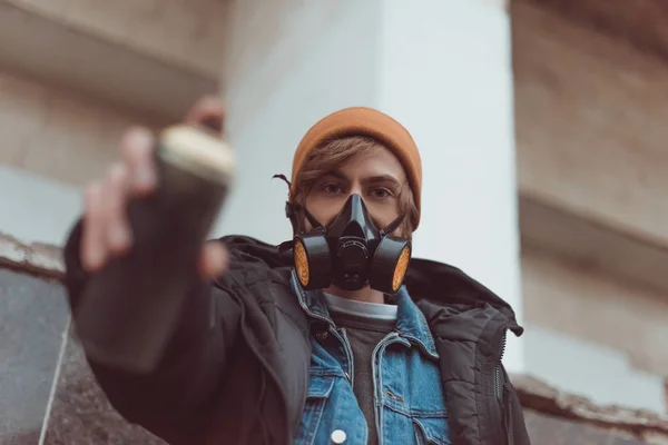 Selective Focus Man Respirator Holding Can Spray Paint — Stock Photo, Image