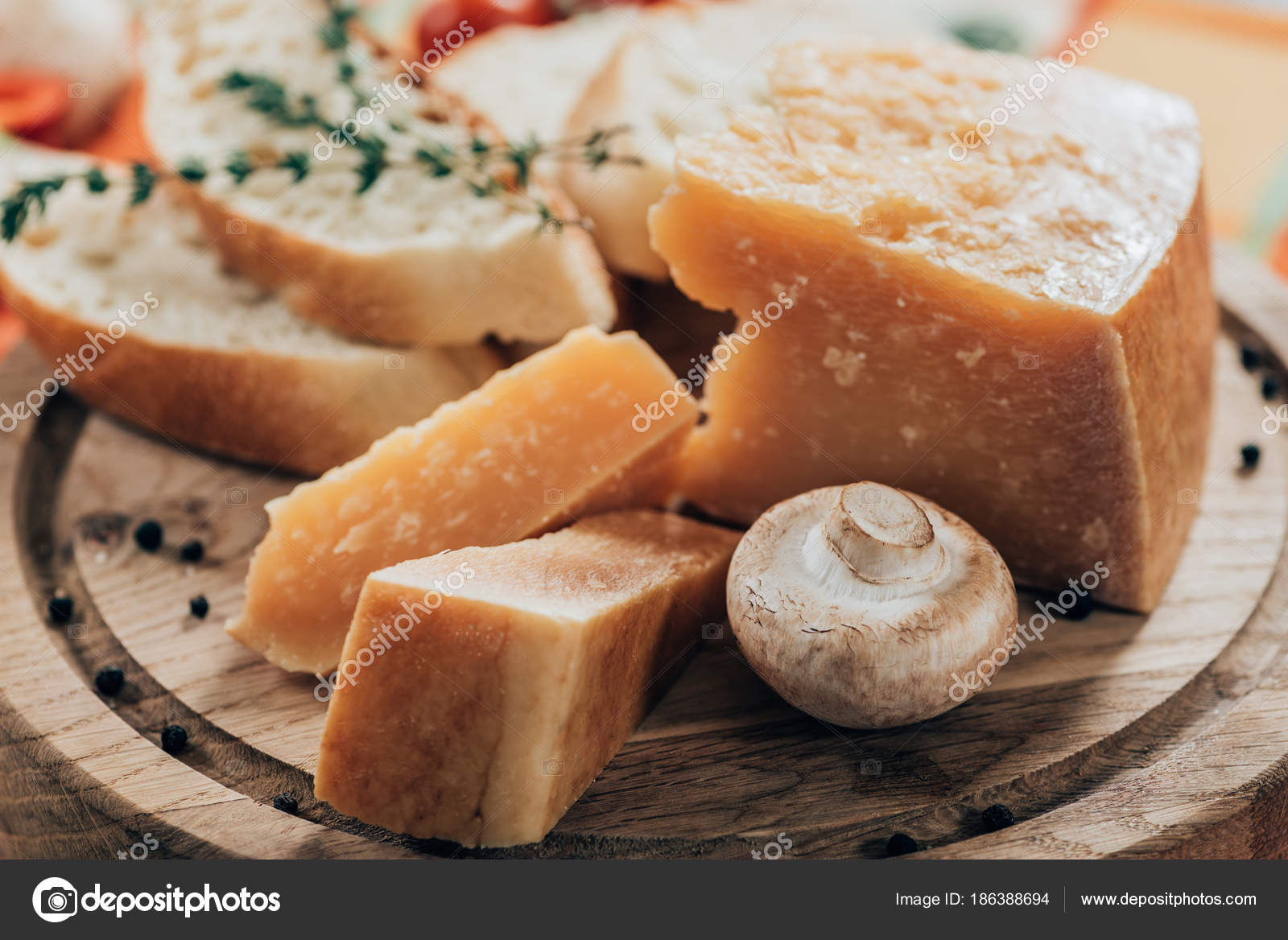 Biberiyeli Parmesanlı Kurabiye Biberiyeli Parmesanlı Kurabiye