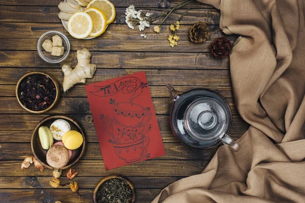 Tea set and cookies — Stock Photo