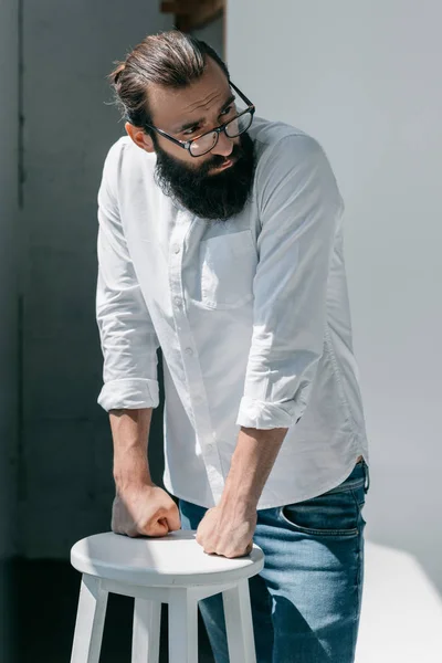 Oung bearded man with eyeglasses — Stock Photo, Image