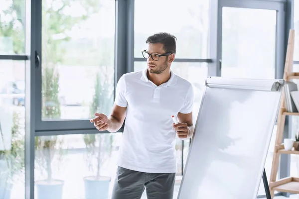 Businessman making presentation — Stock Photo, Image