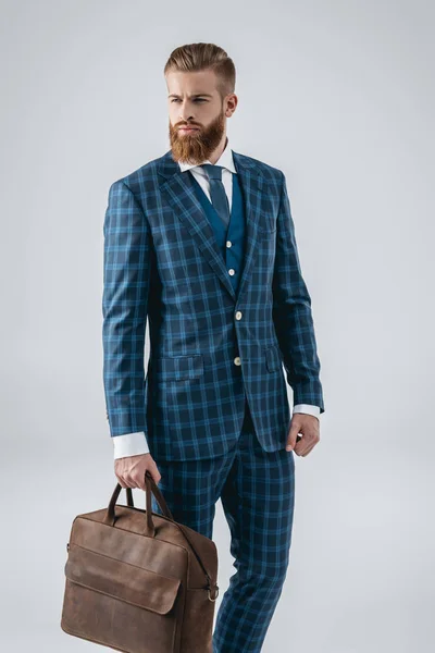 Модный мужчина с сумкой — стоковое фото