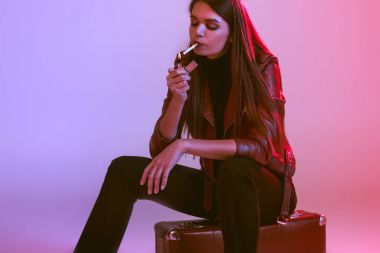 bavula oturan modeli