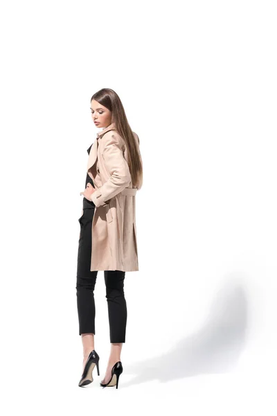 Meisje in trenchcoat — Stockfoto