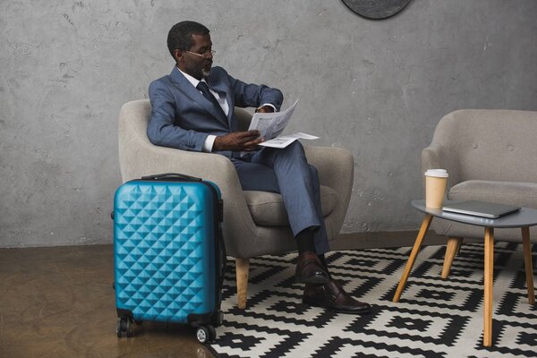 Бизнесмен на вахте
 