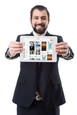 Pinterest Web sitesi ile tablet
