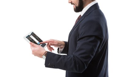 LinkedIn ile tablet ile işadamı