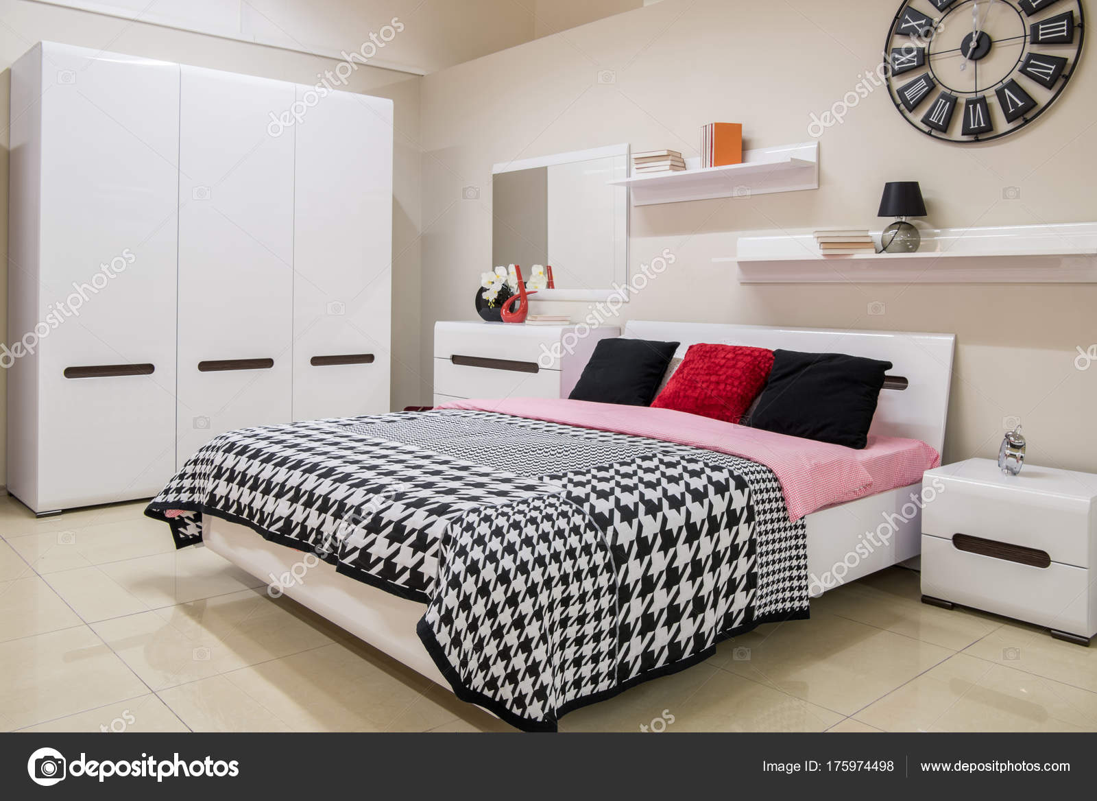 Interior Acogedor Dormitorio Moderno Con Cama — Foto de stock