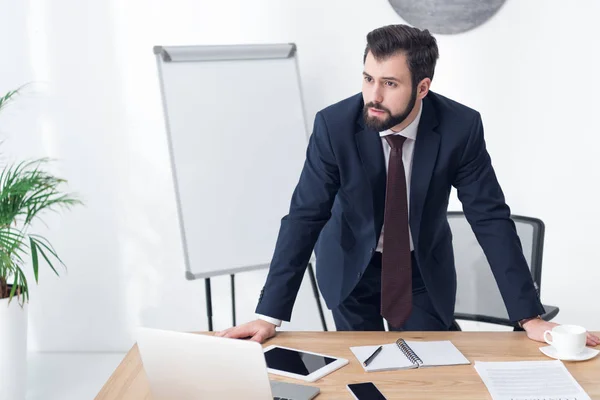 Pensive Businessman Looking Away Workplace Office — Stock Photo, Image