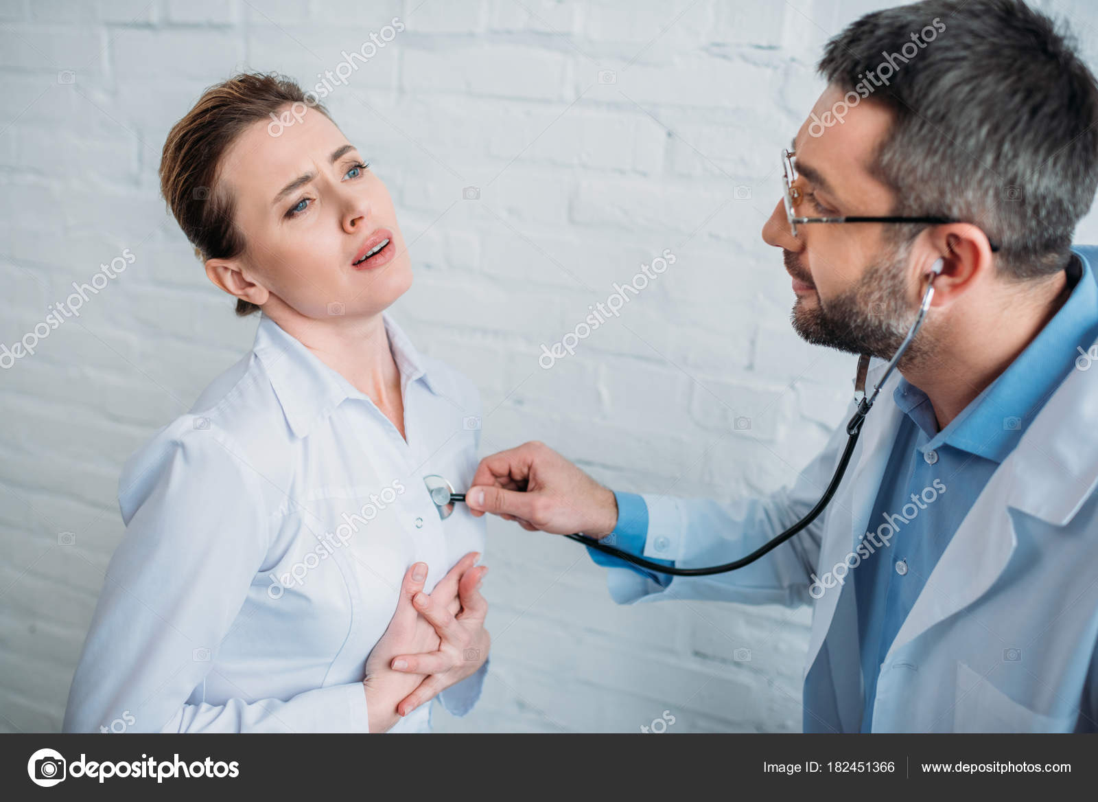 Opinion you listening to adult female heart beat with stethoscope have Listening to adult female heart beat with stethoscope