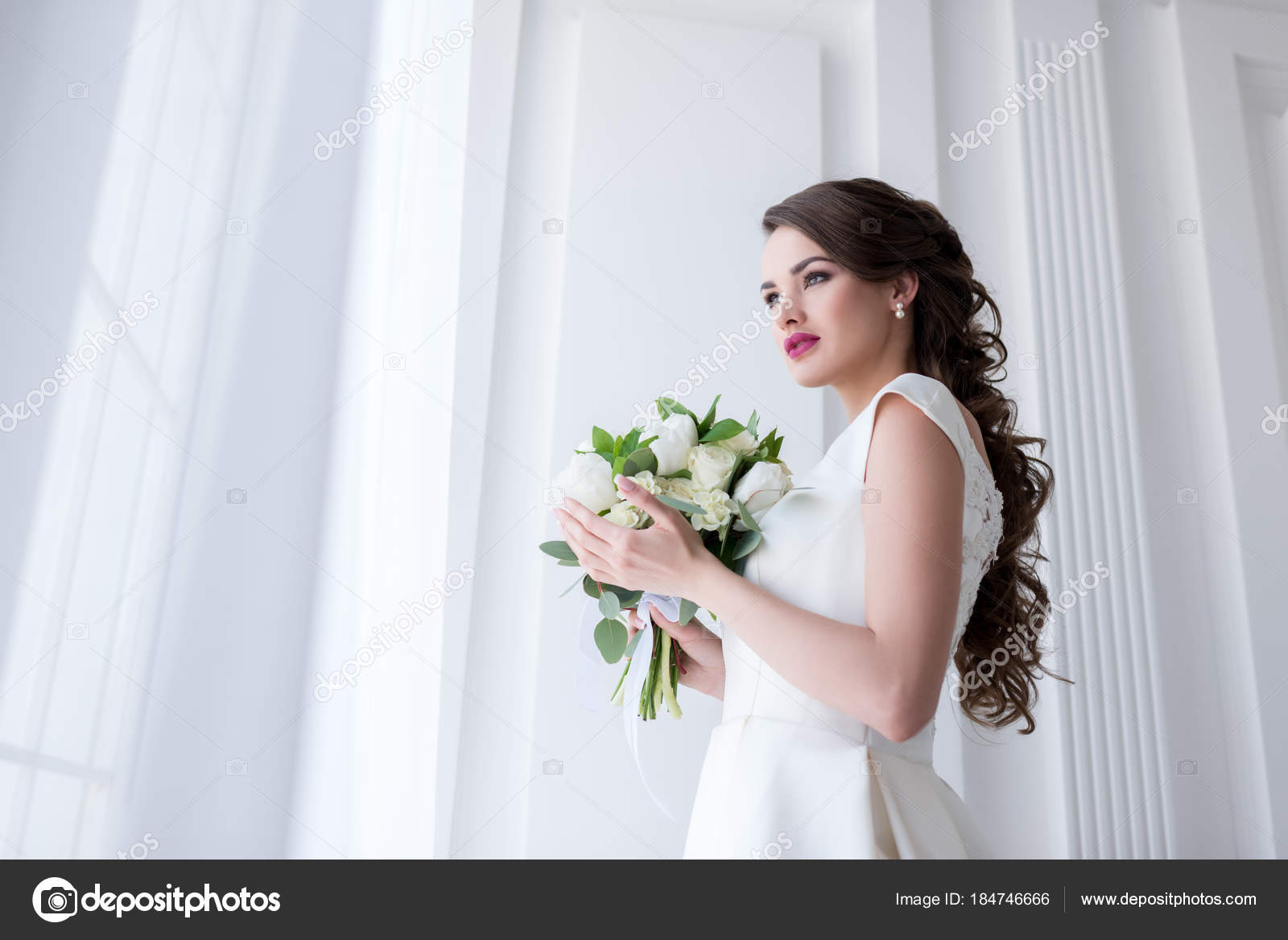  Gambar  Hiasan Wajah Pengantin Wanita  Dari situ anda akan 