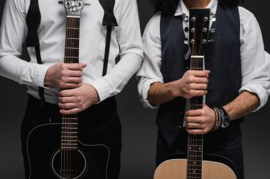 Gitarlar