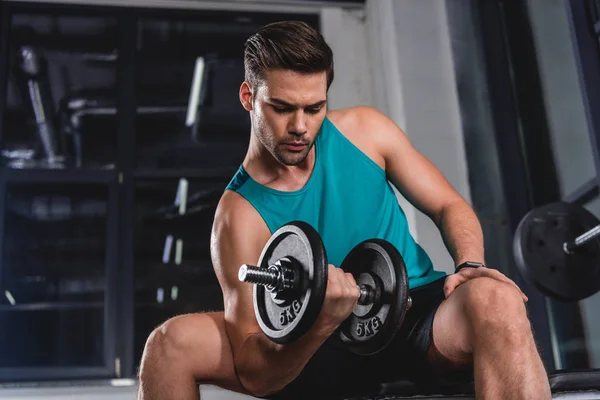 Strong Muscular Sportsman Lifting Dumbbell Gym — Stock Photo, Image