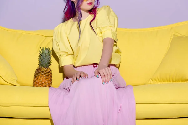 Cropped Shot Young Woman Sitting Yellow Couch Pineapple — Stock Photo, Image