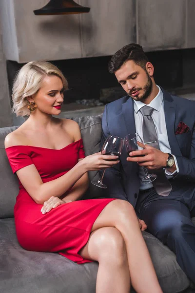 Beautiful Stylish Young Couple Suit Red Dress Drinking Wine Together — Stock Photo, Image