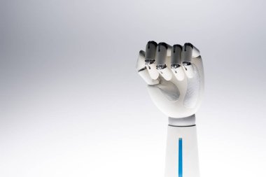 robot el yumruk gri izole gösterilen