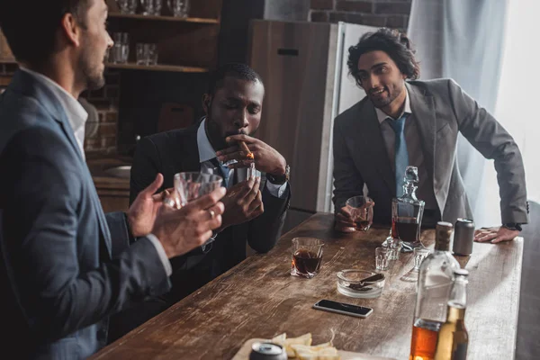 Cropped Shot Smiling Multiethnic Businessmen Talking While Smoking Cigars Drinking — Stock Photo, Image