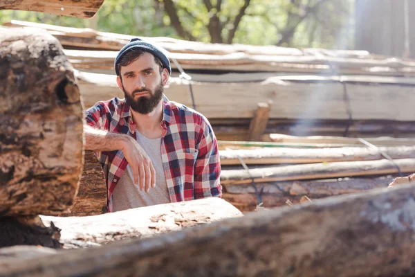 Bearded Lumberjack Checkered Shirt Standing Sawmill — Stock Photo, Image