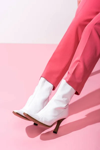 Cropped View Girl Boots White Pink — ストック写真