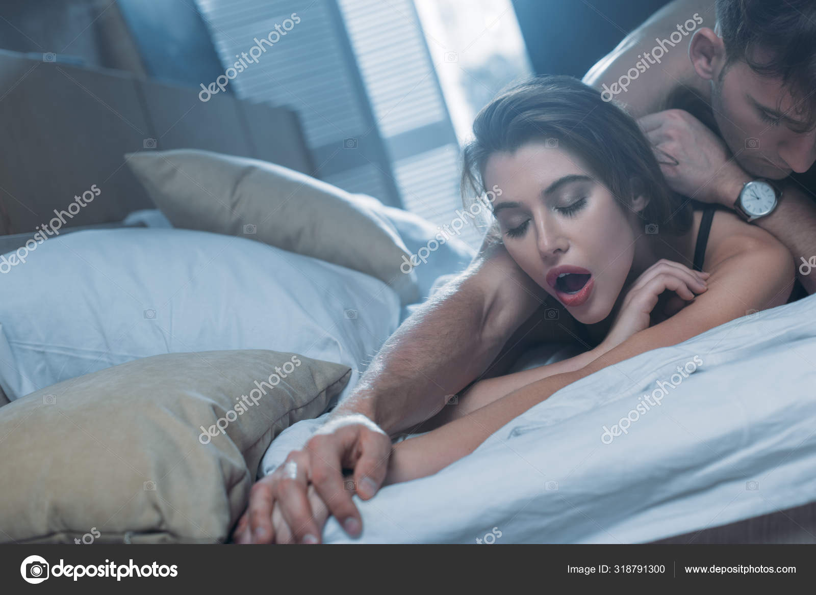 Attractive Girlfriend Passionate Boyfriend Having Sex Apartment Stock Photo by ©VitalikRadko 318791300