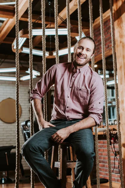 Cheerful Bearded Man Looking Camera Smiling Barbershop — Stock Photo, Image