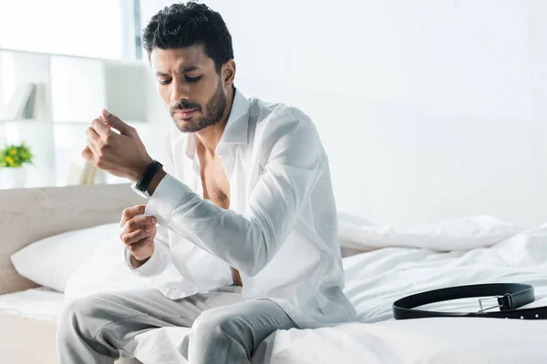 Handsome Racial Man Dressing Sitting Bed Morning — Stock Photo, Image