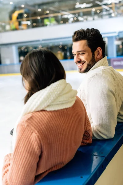 Cheerful Couple Sweaters Spending Time Skating Rink — Stock Photo, Image