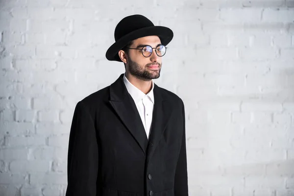Handsome Jewish Man Glasses Hat Looking Away — Stock Photo, Image