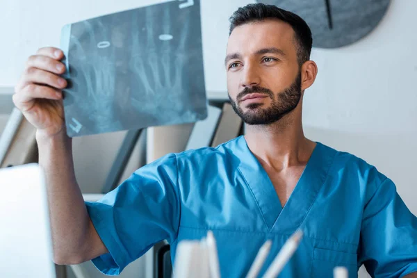 Selective Focus Handsome Orthopedist Looking Ray Clinic — Stock Photo, Image