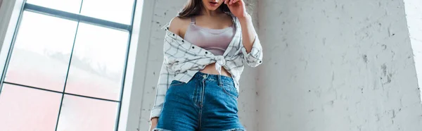 Panoramic Shot Dancer Posing Dance Studio — Stock Photo, Image