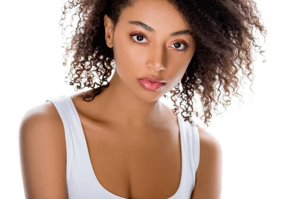 Portret Van Mooie Afrikaanse Amerikaanse Vrouw Geïsoleerd Wit — Stockfoto