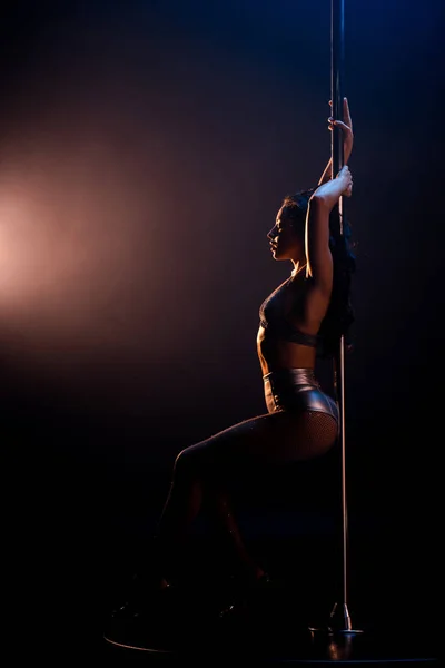 Side View Stripper Fishnet Tights Dancing Striptease Pylon Black — Stock Photo, Image