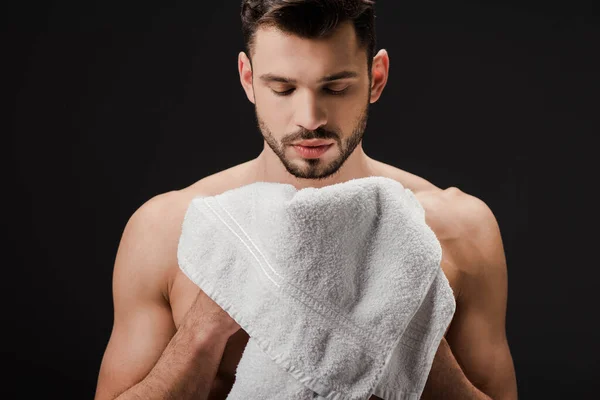 Bonito Homem Com Toalha Isolado Preto — Fotografia de Stock