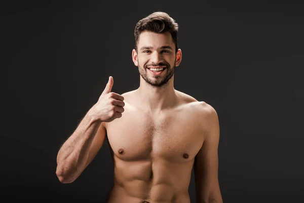 Alegre Sexy Homem Mostrando Polegar Até Isolado Preto — Fotografia de Stock