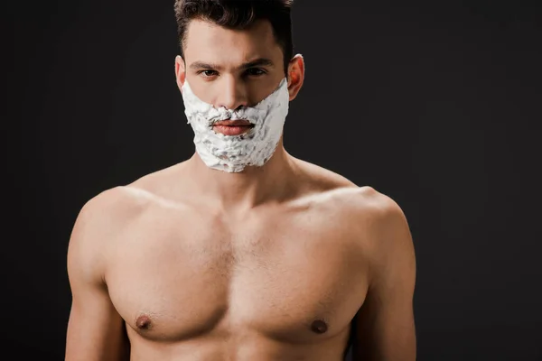 Sexy Homem Com Barbear Espuma Rosto Isolado Preto — Fotografia de Stock