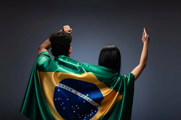 Par Aficionados Fútbol Gestos Con Bandera Brasil Gris —  Fotos de Stock