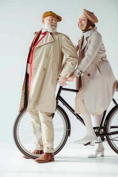 Full Length Elegant Senior Couple Bicycle Smiling Each Other White — Stock Photo, Image