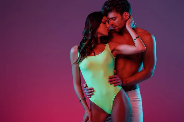 Handsome Shirtless Man Hugging Sexy Girl Swimsuit Touching His Neck — ストック写真