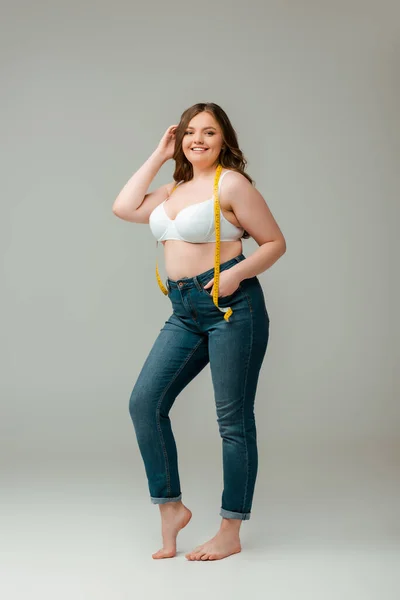 Cheerful Size Woman Jeans Bra Standing Measuring Tape Grey — Stock Photo, Image