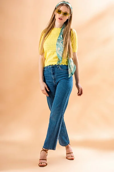 Beautiful Stylish Girl Posing Jeans Heeled Sandals Sunglasses Silk Scarf — Stock Photo, Image