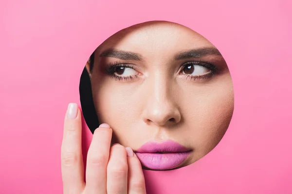 Woman Smoky Eyes Pink Lips Looking Away Hole Touching Paper — Stock Photo, Image
