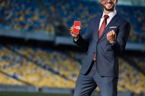 Kyiv Ukraine June 2019 Cropped View Smiling Young Businessman Suit — Stock Photo, Image